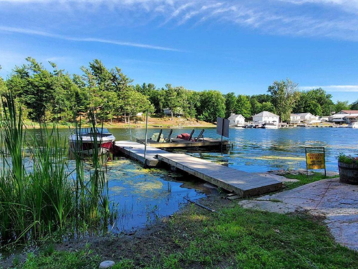 Hills Motor Court & Marina Motel Alexandria Bay Kültér fotó