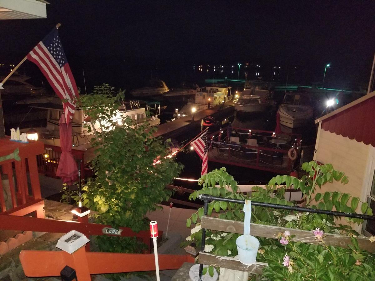 Hills Motor Court & Marina Motel Alexandria Bay Kültér fotó