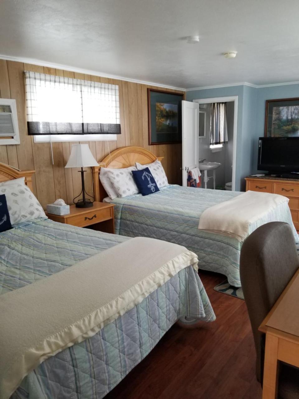 Hills Motor Court & Marina Motel Alexandria Bay Kültér fotó