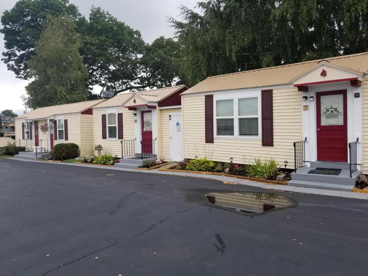 Hills Motor Court & Marina Motel Alexandria Bay Kültér fotó